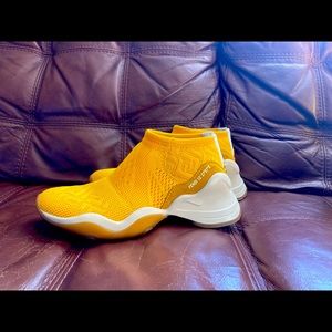 FENDI FFLUID SIZE 7 SNEAKERS YELLOW